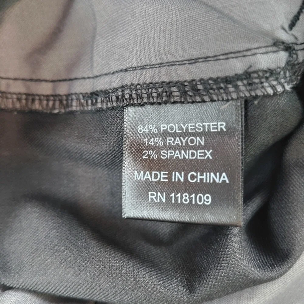 Hallstatt Cargo Shorts Mens Size 30x9 Black Breathable Stretch Comfort NWT